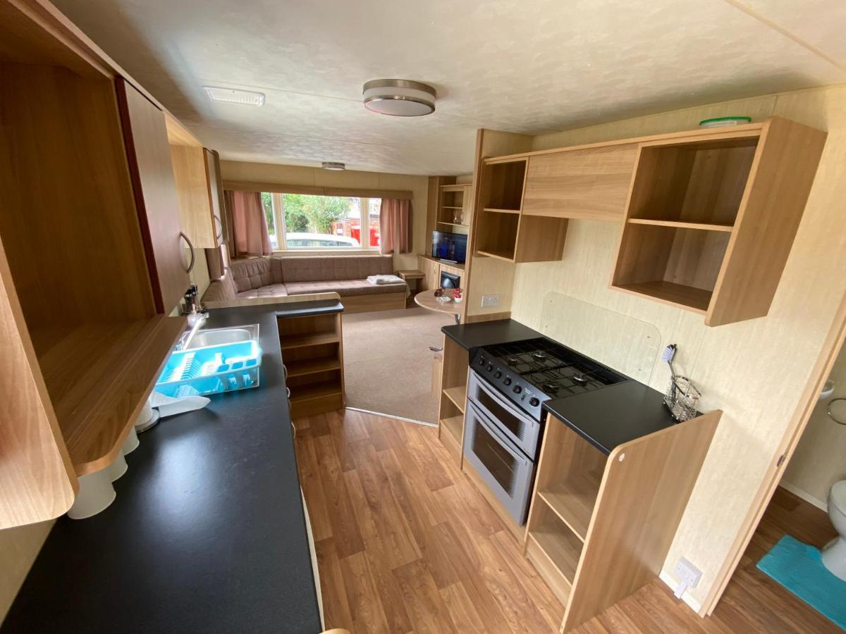 3 Bed 8 Berth Caravan In California Cliffs - M1 Great Yarmouth Dış mekan fotoğraf