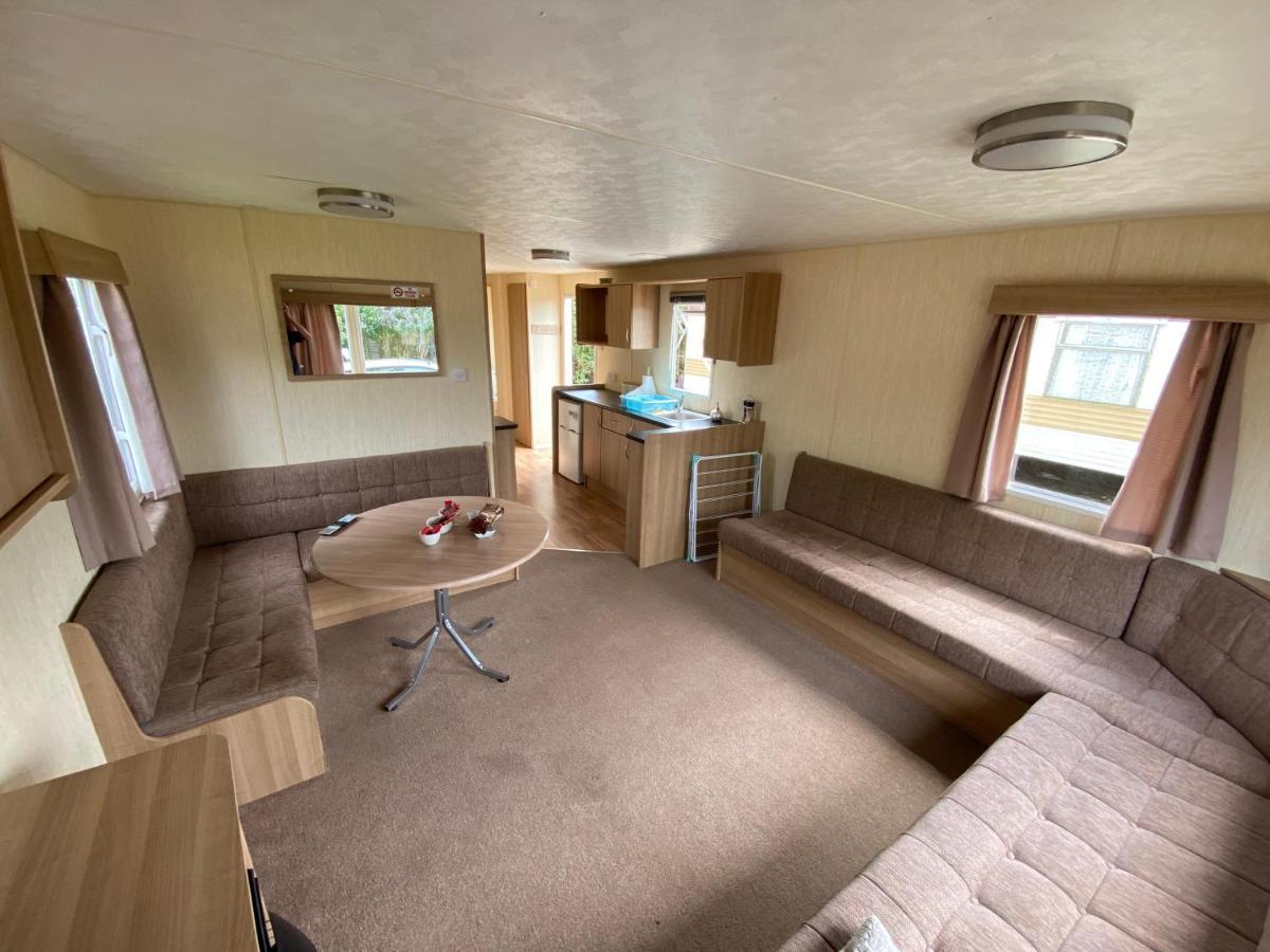 3 Bed 8 Berth Caravan In California Cliffs - M1 Great Yarmouth Dış mekan fotoğraf